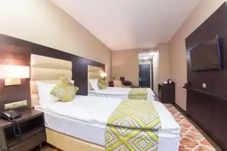 Best Western Plus - 15