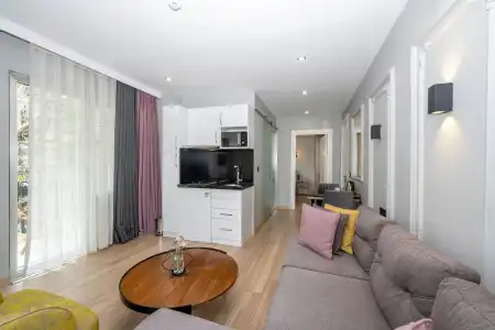 The Marions Suite - 183