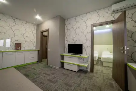 Kamarooms Business & Spa - 63