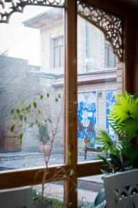 Caravan Serail - 18