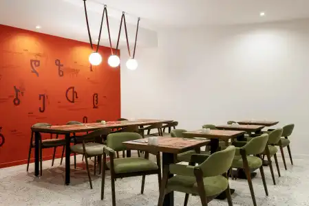 Ibis Styles Old - 21