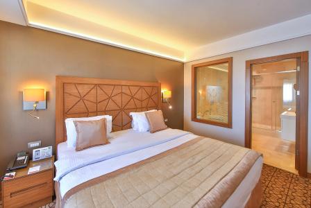 Ramada by Wyndham Istanbul Taksim - 32