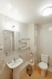 Gostinechniy Kompleks Lyubim - 70