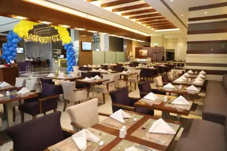 Golden Tulip Media - 20