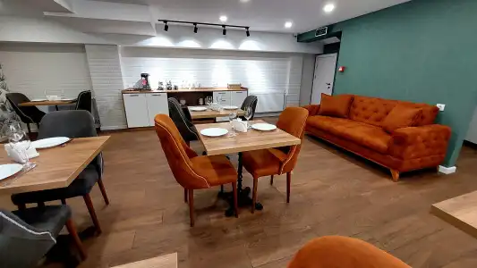 Falcon Boutique - 44