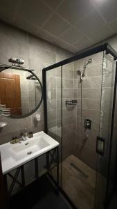 Han Suite - 27