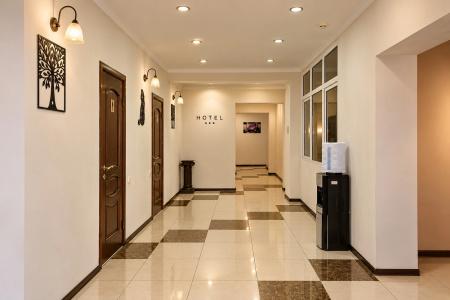 Brass Spa - 9