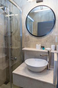 Galley Mini-hotel - 40