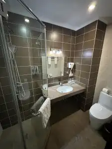The Royal Mezbon & SPA - 12
