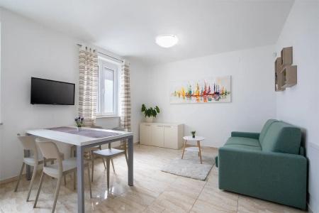 Villa Nina Apartments - 106