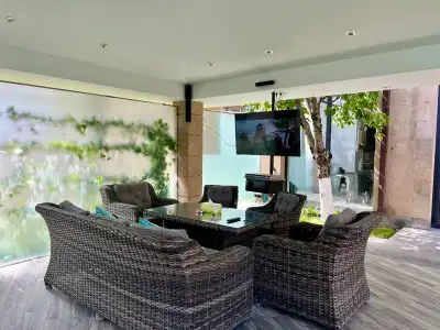 Luxury Villa With Pool and Jacuzzi - 32