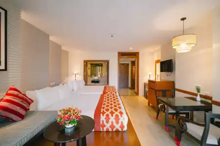 The Royal Paradise & Spa - 108