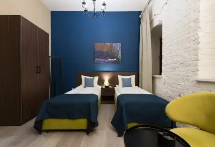 Gallery Inn Mini-hotel - 68