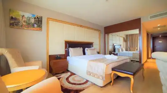Wyndham - 50