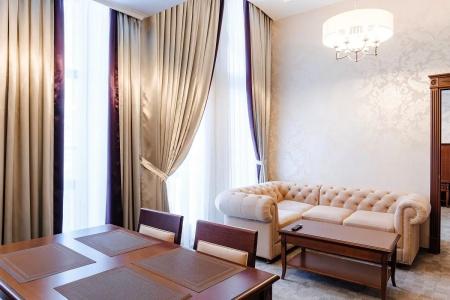 Grand Boutique - 47