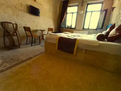 Stone Age Mansion - 151