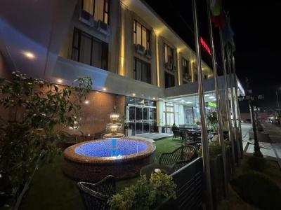 Khan Palace - 5