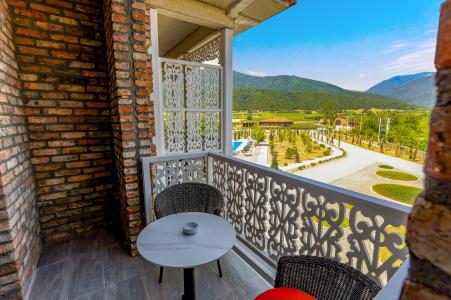 Chateau Artwine - 28