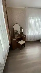  - 137