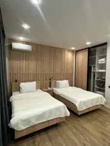 Golden Dragon ApartHotel - 8