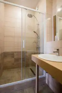 Yaroslavskaya - 46