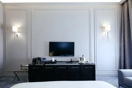 Cosmos Selection Saint-Petersburg Italyanskaya - 127