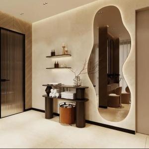DoubleTree by Hilton - 44