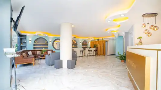 Blue Marina & Spa - 5