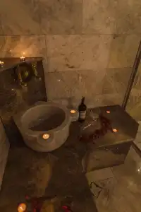 Solo Cave Suites - 110