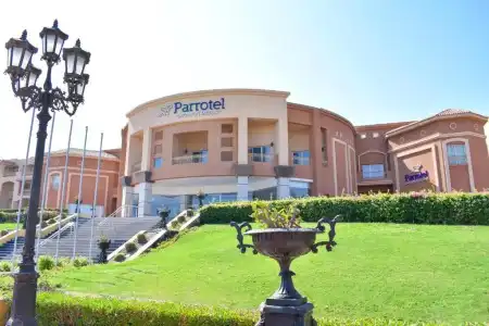Parrotel Lagoon Waterpark Resort - 0