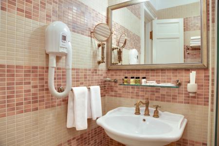 Petroff Palace Boutique - 62