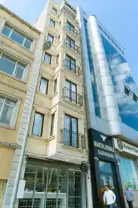 Taksim Landhouse - 23