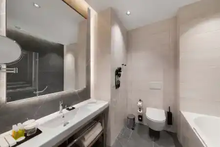 Megapolis Naberezhnaya - 66