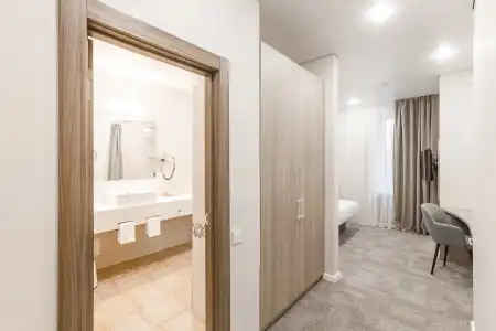 Kamarooms Business & Spa - 46