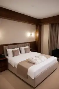Grand Karavan - 7