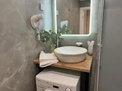 Travelto Petrovskiy Park - 131