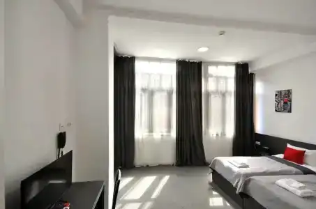 Meidan Inn - 25