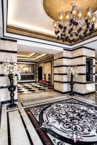 Majestic Boutique DeLuxe - 1
