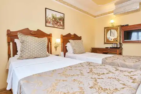 Best Western Empire Palace & Spa - 37
