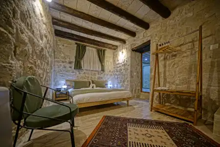 Vigneron Cave - 14