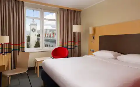 Park Inn by Radisson City Centre - 3