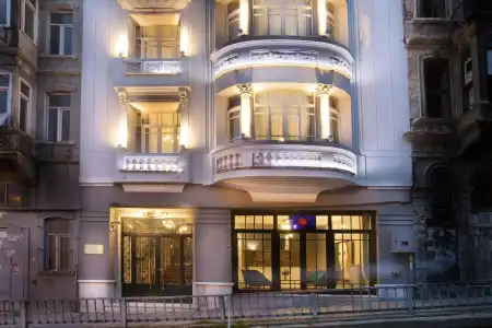 Linas Taksim Pera - 12