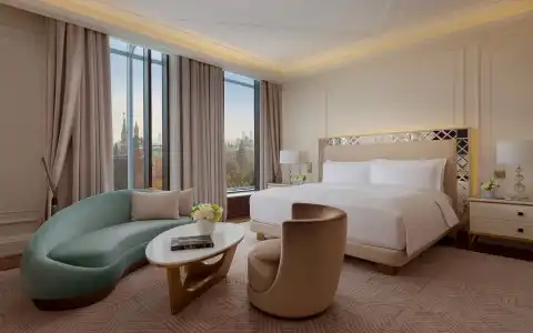 The Ritz-Carlton, - 7