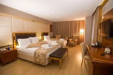 Wyndham - 43