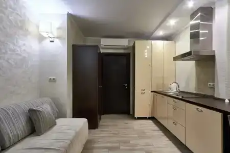 Pioner Lyuks - 200