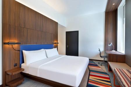 Aloft Al Mina, Dubai - 16