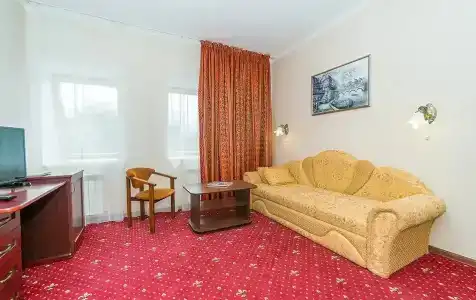 Gostinitsa Zastava - 82