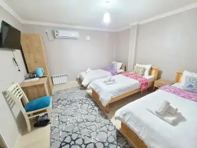 Registan Center Guest House - 43