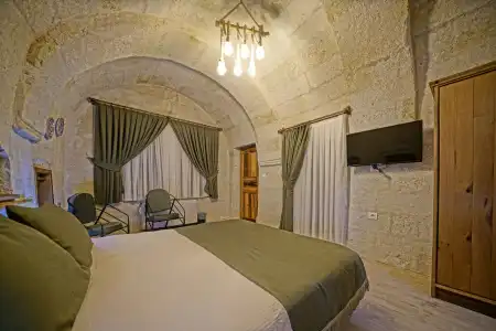 Vigneron Cave - 52