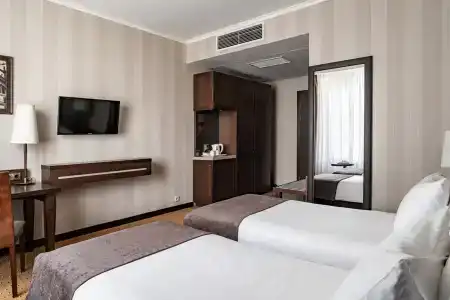 Petro Palace - 48